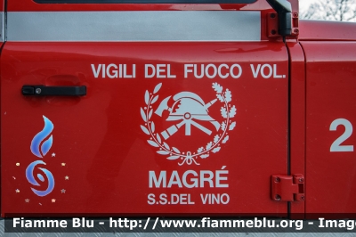 Land Rover Defender 110
Vigili del Fuoco
Unione Distrettuale Bassa Atesina
Corpo Volontario di Magrè (BZ)
Freiwillige Feuerwehr Margreid
Allestito Rosenbauer
VF 1FX BZ
Parole chiave: LandRover Defender_110 VF1FXBZ