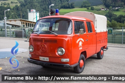 Volkswagen Transporter T2
Vigili del Fuoco
Unione Distrettuale Merano - Bezirksverband Meran
Corpo Volontario di Rifiano - Freiwillige Feuerwehr Riffian (BZ)
VF 1K0 BZ
Parole chiave: Volkswagen Transporter_T2 VF1K0TN