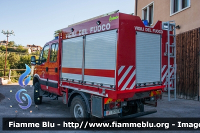 Iveco Daily IV serie 4x4
Vigili del Fuoco
Distretto di Cles
Corpo Volontario di Vervò (TN)
allestito Fulmix
VF 1K9 TN
Parole chiave: Iveco Daily_IV_serie_4x4 VF1K9TN