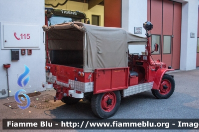 Fiat Campagnola I serie
Vigili del Fuoco
Unione Distrettuale Merano - Bezirksverband Meran
Corpo Volontario di Tesimo - Freiwillige Feuerwehr Tisens (BZ)
VF 1N9 BZ
Parole chiave: Fiat Campagnola_Iserie VF1N9BZ