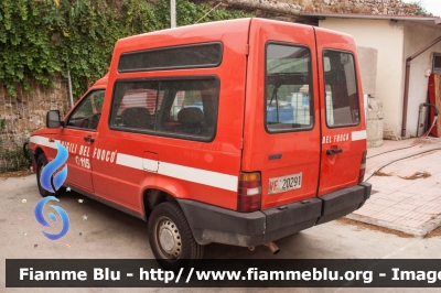 Fiat Fiorino II serie
Vigili del Fuoco
Comando Provinciale di Roma
Distaccamento di Civitavecchia
VF 20291
Parole chiave: Fiat Fiorino_II_serie VF20291