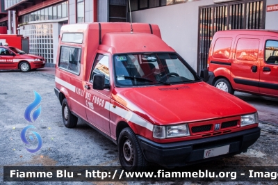 Fiat Fiorino II serie
Vigili del Fuoco
Comando Provinciale di Napoli
VF 20305
Parole chiave: Fiat Fiorino_II_serie VF20305