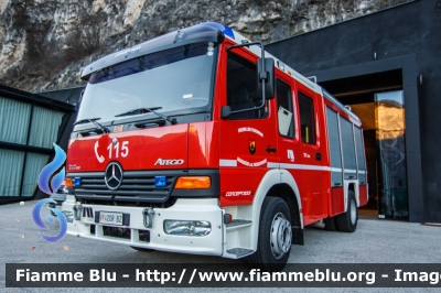 Mercedes-Benz Atego
Vigili del Fuoco
Unione Distrettuale Bassa Atesina
Corpo Volontario di Magrè (BZ)
Freiwillige Feuerwehr Margreid
VF 20R BZ
Parole chiave: Mercedes-Benz Atego VF20RBZ