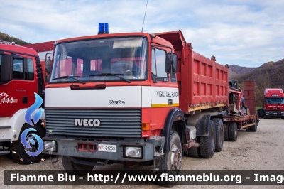 Iveco 330-35
Vigili del Fuoco
VF 21259
Parole chiave: Iveco 330-35 VF21259