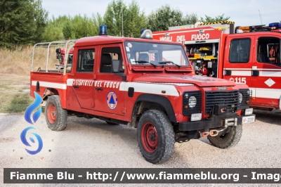 Land Rover Defender 130
Vigili del Fuoco
Comando Provinciale di Ferrara
Distaccamento Volontario di Bondeno
VF 22091
Parole chiave: Land_Rover Defender_130 VF22091