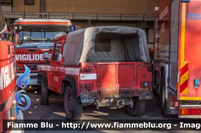 Land Rover Defender 90
Vigili del Fuoco
Comando Provinciale di Napoli
VF 22346
Parole chiave: Land_Rover Defender_90 VF22346