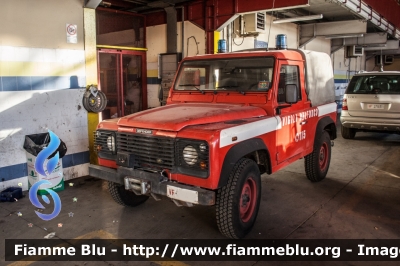 Land Rover Defender 90
Vigili del Fuoco
Comando Provinciale di Napoli
VF 22402
Parole chiave: Land_Rover Defender_90 VF22402