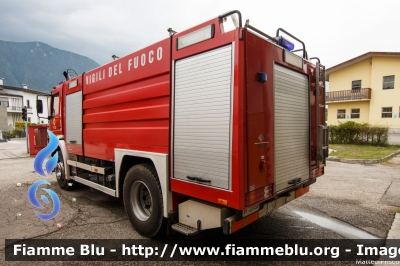 Mercedes-Benz Atego 1828 I serie
Vigili del Fuoco
Comando Provinciale di Belluno
Distaccamento Permanente di Feltre (BL)
AutoBottePompa allestimento Bai
VF 22458
Parole chiave: Mercedes-Benz Atego_1828_Iserie VF22458