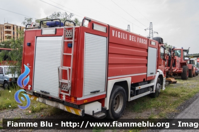 Mercedes-Benz Atego 1828 I serie
Vigili del Fuoco
Comando Provinciale di Roma
Scuole Centrali Antincendio di Capannelle
AutoBottePompa allestimento Bai
VF 22534
Parole chiave: Mercedes-Benz Atego_1828_Iserie VF22534