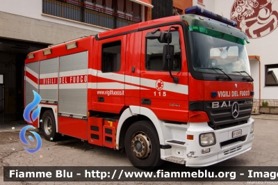 Mercedes-Benz Actros 1841 II serie
Vigili del Fuoco
Comando Provinciale di Belluno
Distaccamento Permanente di Feltre (BL)
AutoPompaSerbatoio allestimento Bai
VF 22605
Parole chiave: Mercedes-Benz Actros_1841_IIserie VF22605