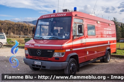 Mercedes-Benz Vario 614D
Vigili del Fuoco
VF 22645

qui fotografato presso il campo 
di Cittareale (RI) durante 
il sisma del Centro Italia
Parole chiave: Mercedes-Benz Vario_614D VF22645