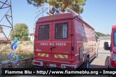 Mercedes-Benz Vario 614D
Vigili del Fuoco
Comando Provinciale di Roma
Scuole Centrali Antincendio di Capannelle
AutoFurgone/Unità di Crisi Locale
VF 22657
Parole chiave: Mercedes-Benz Vario_614D VF22657