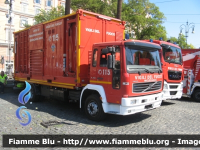 Volvo FL 250 II serie
Vigili del Fuoco
Comando provinciale di Roma
Distaccamento Cittadino Ostiense
Nucleo NBCR
VF 22682 
Parole chiave: Volvo FL_250_IIserie VF22682