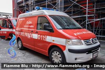 Volkswagen Transporter T5
Vigili del Fuoco
Comando Provinciale di Firenze
Centro Documentazione Video - Regia Mobile
CoEm Comunicazione in Emergenza
VF 23250
Parole chiave: Volkswagen Transporter_T5 VF23250