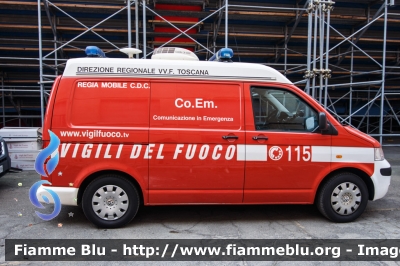 Volkswagen Transporter T5
Vigili del Fuoco
Comando Provinciale di Firenze
Centro Documentazione Video - Regia Mobile
CoEm Comunicazione in Emergenza
VF 23250
Parole chiave: Volkswagen Transporter_T5 VF23250