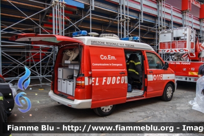 Volkswagen Transporter T5
Vigili del Fuoco
Comando Provinciale di Firenze
Centro Documentazione Video - Regia Mobile
CoEm Comunicazione in Emergenza
VF 23250
Parole chiave: Volkswagen Transporter_T5 VF23250