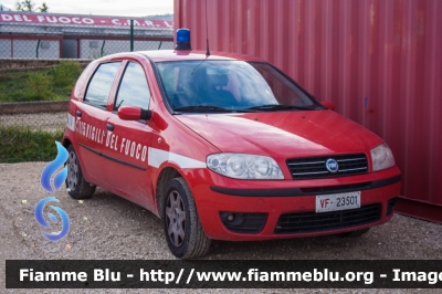 Fiat Punto III serie
Vigili del Fuoco
VF 23501

qui fotografato presso il campo 
di Cittareale (RI) durante 
il sisma del Centro Italia
Parole chiave: Fiat Punto_III_serie VF23501