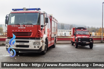 Iveco Stralis AF190S40 I serie
Vigili del Fuoco
Comando Provinciale di Rieti
AutoPompaSerbatoio allestimento Iveco-Magirus
VF 23640

Santa Barbara 2017
Parole chiave: Iveco Stralis_AF190S40_Iserie VF23640 santa_barbara_2017