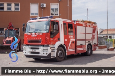 Iveco Stralis AF190S40 I serie
Vigili del Fuoco
Comando Provinciale di Viterbo
AutoPompaSerbatoio allestimento Iveco-Magirus
VF 23691
Parole chiave: Iveco Stralis_AF190S40_Iserie VF23691