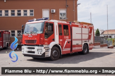 Iveco Stralis AF190S40 I serie
Vigili del Fuoco
Comando Provinciale di Viterbo
AutoPompaSerbatoio allestimento Iveco-Magirus
VF 23691
Parole chiave: Iveco Stralis_AF190S40_Iserie VF23691