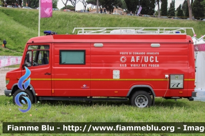 Mercedes-Benz Vario 814D
Vigili del Fuoco
Comando Provinciale di Rieti
AutoFurgone/Unità di Crisi Locale
Allestimento BAI
VF 23830
Parole chiave: Mercedes-Benz Vario_814D VF23830