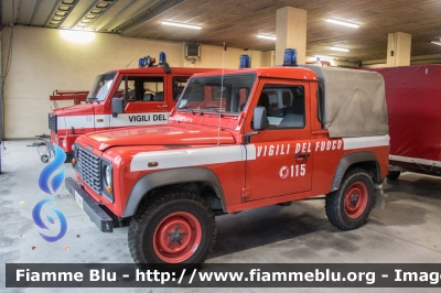 Land Rover Defender 90
Vigili del Fuoco
Comando Provinciale di Sondrio
VF 23858
Parole chiave: Land-Rover Defender_90 VF23858