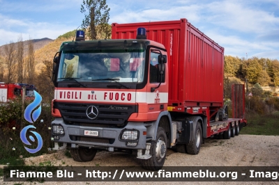 Mercedes-Benz Actros 2044 4x4 II serie
Vigili del Fuoco
VF 24089
Parole chiave: Mercedes-Benz Actros_2044_4x4_IIserie VF24089