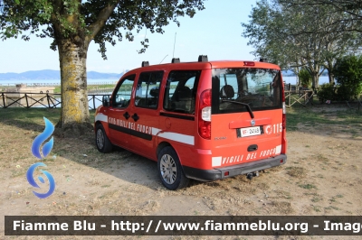 Fiat Doblò II serie
Vigili del Fuoco
Comando Provinciale di Perugia
distaccata presso il Distaccamento Volontario di Castiglione del Lago per il periodo estivo
VF 24149
Parole chiave: Fiat Doblò_IIserie VF24149