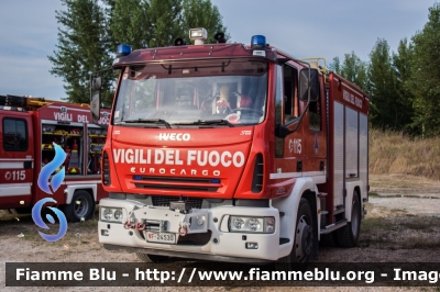 Iveco EuroCargo SuperCity 120E24 II serie
Vigili del Fuoco
Comando Provinciale di Ferrara
Distaccamento Volontario di Bondeno (FE)
AutoPompaSerbatoio allestimento Iveco-Magirus
VF 24530
Parole chiave: Iveco EuroCargo_SuperCity_120E24_II_serie VF24530