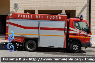 Mitsubishi Canter II Serie
Vigili del Fuoco
Comando Provinciale di Roma
Distaccamento Cittadino Monte Mario
AutoPompaSerbatoio allestimento BAI
VF 24602
Parole chiave: Mitsubishi Canter_IISerie VF24602