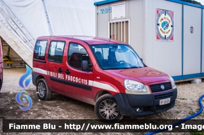 Fiat Doblò II serie
Vigili del Fuoco
VF 24725

qui fotografato presso il campo 
di Cittareale (RI) durante 
il sisma del Centro Italia
Parole chiave: Fiat Doblò_II_serie VF24725