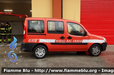 Fiat Doblò II serie
Vigili del Fuoco
Comando Provinciale di Catanzaro
Distaccamento Permanente di Chiaravalle
VF 24835
Parole chiave: Fiat Doblò_IIserie VF24835