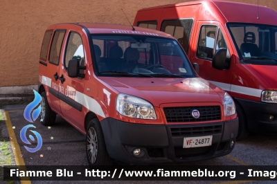 Fiat Doblò II serie
Vigili del Fuoco
Comando Provinciale di Roma
SCA - Scuole Centrali Antincendio
di Roma Capannelle
VF 24877
Parole chiave: Fiat Doblò_II_serie VF24877