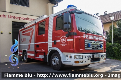 Man TGL 10.240 I serie
Vigili del Fuoco
Unione Distrettuale Bolzano
Bezirksverband Bozen
Corpo Volontario di Pianizza di Sotto
Freiwillige Feuerwehr Unterplanitzing Kaltern
allestito Rosenbauer
VF 24C BZ
Parole chiave: Man TGL_10.240_Iserie VF24CBZ