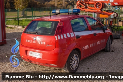 Fiat Grande Punto
Vigili del Fuoco
VF 25033

qui fotografato presso il campo 
di Cittareale (RI) durante 
il sisma del Centro Italia
Parole chiave: Fiat Grande_Punto VF25033