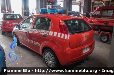 Fiat Grande Punto
Vigili del Fuoco
Comando Provinciale di Rieti
Nucleo Investigativo Antincendi
Polizia Giudiziaria
VF 25037
Parole chiave: Fiat Grande_Punto VF25037 Santa_Barbara_2017