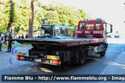 Iveco EuroCargo 150E25 III serie
Vigili del Fuoco
Comando Provinciale di Roma
Officina di Capannelle
Carro soccorso e recupero
Allestimento Isoli
VF 25516
Parole chiave: Iveco EuroCargo_150E25_IIIserie VF25516