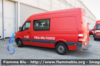 Mercedes-Benz Sprinter III serie
Vigili del Fuoco
Comando Provinciale di Pordenone
VF 25609
Parole chiave: Mercedes-Benz Sprinter_IIIserie VF25609