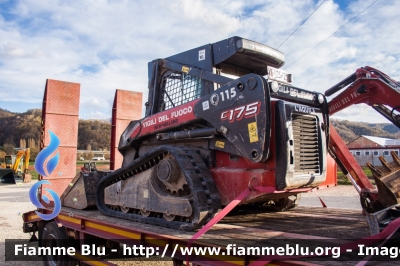 New Holland C175
Vigili del Fuoco
VF 25729
Parole chiave: New-Holland C175 VF25729