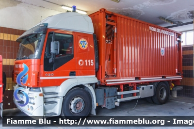 Iveco Stralis AT190S43 I serie
Vigili del Fuoco
Comando Provinciale di Roma
Distaccamento Cittadino Tuscolano II
Nucleo Operativo Chimico Speciale NOCS-NBCR
VF 25757
Parole chiave: Iveco Stralis_AT190S43_Iserie VF25757