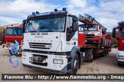 Iveco Stralis AD440S36 I serie
Vigili del Fuoco
Comando Provinciale di Napoli
VF 25877

qui fotografato presso il campo 
di Cittareale (RI) durante 
il sisma del Centro Italia
Parole chiave: Iveco Stralis_AD440S36_Iserie VF25877