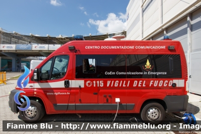 Fiat Ducato X250
Vigili del Fuoco
Comando Provinciale di Genova
Nucleo Documentazione Comunicazione
Allestito Aris
VF 25917
Parole chiave: Fiat Ducato_X250 VF25917