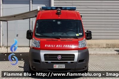 Fiat Ducato X250
Vigili del Fuoco
Comando Provinciale di Genova
Nucleo Documentazione Comunicazione
Allestito Aris
VF 25917
Parole chiave: Fiat Ducato_X250 VF25917