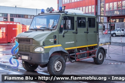 Bremach Brick 4x4
Vigili del Fuoco
Comando Provinciale di Napoli
aquistati in colorazione verde dalla Regione Campania
VF 26437
Parole chiave: Bremach Brick_4x4 VF26437