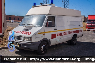 Iveco Daily II serie
Vigili del Fuoco
Comando Provinciale di Roma
Scuole Centrali Antincendio di Capannelle
VF 26804
Parole chiave: Iveco Daily_IIserie VF26804