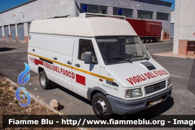 Iveco Daily II serie
Vigili del Fuoco
Comando Provinciale di Roma
Scuole Centrali Antincendio di Capannelle
VF 26804
Parole chiave: Iveco Daily_IIserie VF26804