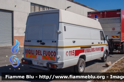 Iveco Daily II serie
Vigili del Fuoco
Comando Provinciale di Roma
Scuole Centrali Antincendio di Capannelle
VF 26804
Parole chiave: Iveco Daily_IIserie VF26804