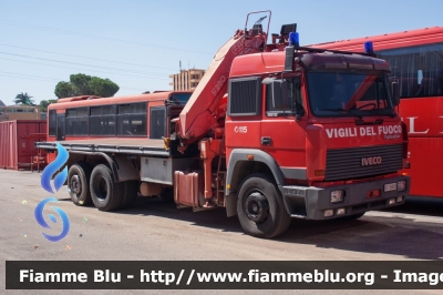 Iveco 190-42
Vigili del Fuoco
Comando Provinciale di Roma
VF 26805

Veicolo ex-DPC
Parole chiave: Iveco 190-42 VF26805