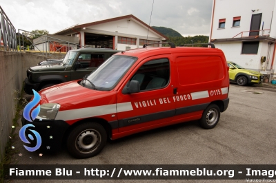 Citroen Berlingo II serie
Vigili del Fuoco
Comando Provinciale di Belluno
Distaccamento Permanente di Feltre (BL)
VF 26833
Parole chiave: Citroen Berlingo_IIserie VF26833