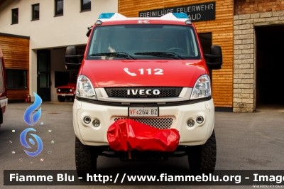 Iveco Daily 4x4 IV serie
Vigili del Fuoco
Unione Distrettuale Merano
Bezirksverband Meran
Corpo Volontario di Santa Geltrude (BZ)
Freiwillige Feuerwehr St. Geltrude
Allestimento Kofler Fahrzeugbau
VF 26W BZ
Parole chiave: Iveco Daily_4x4_IVserie VF26WBZ